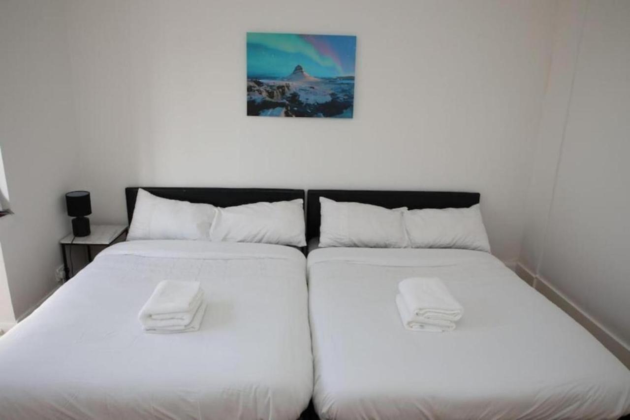 Oyo Timi Holiday Homes London Exterior foto